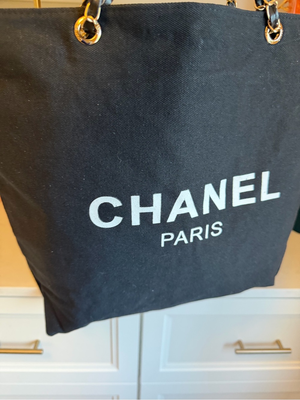 CHANEL NIP GWP Paris Parfum Black Canvas Tote with Gold Chain Detail - Picture 9 of 16